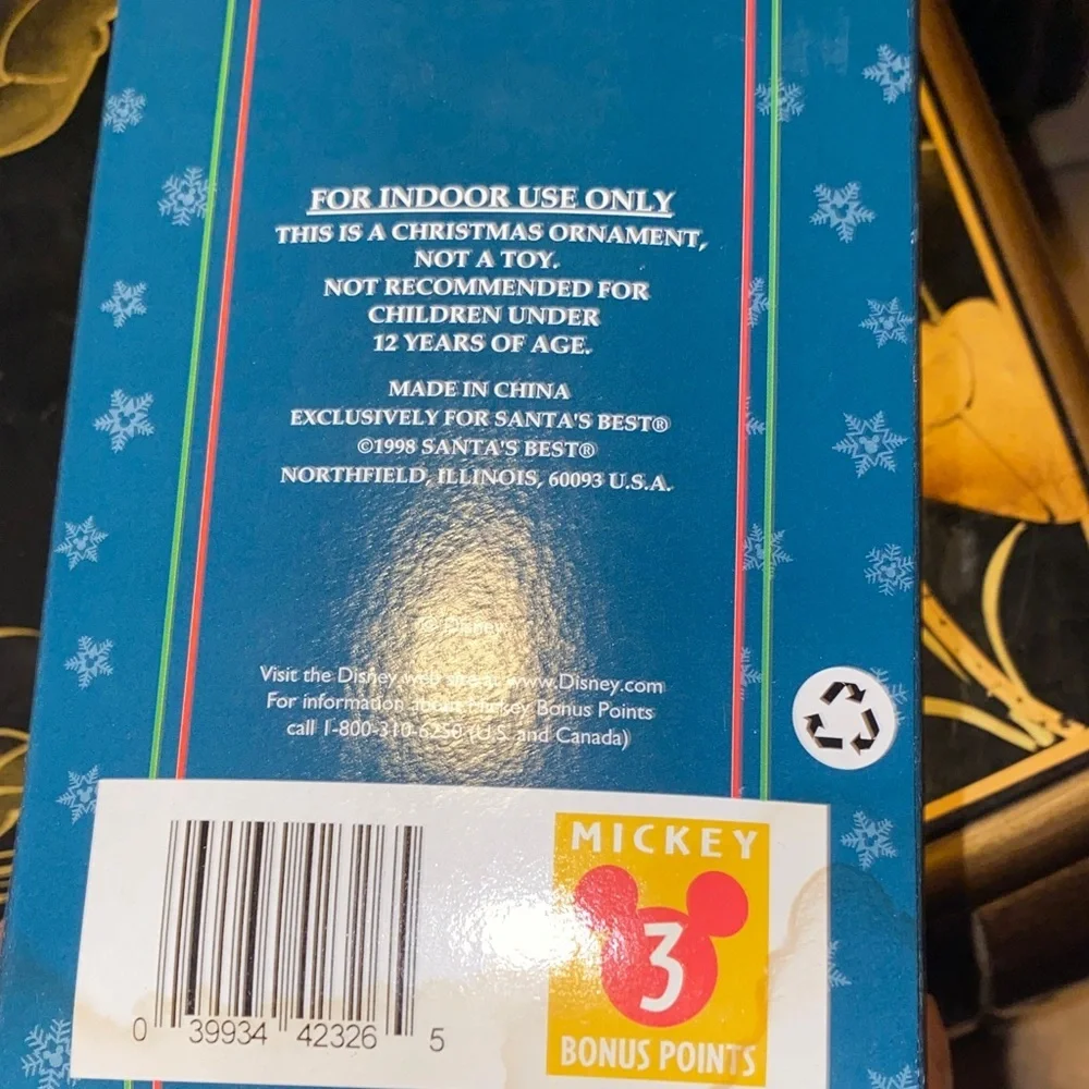 Vintage 1999 Disney Mickey Unlimited Donald Duck Santa Glass Ornament NEW